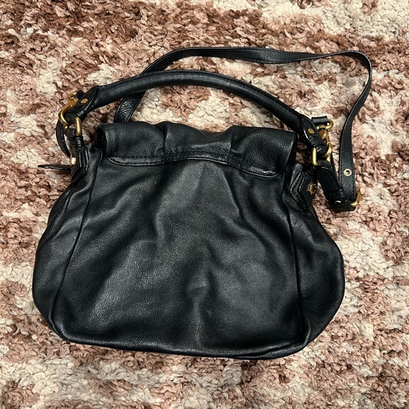 Marc by Marc Jacobs Classic Q Lil Ukita Pebbled Leather Crossbody in Black - Picture 4 of 8